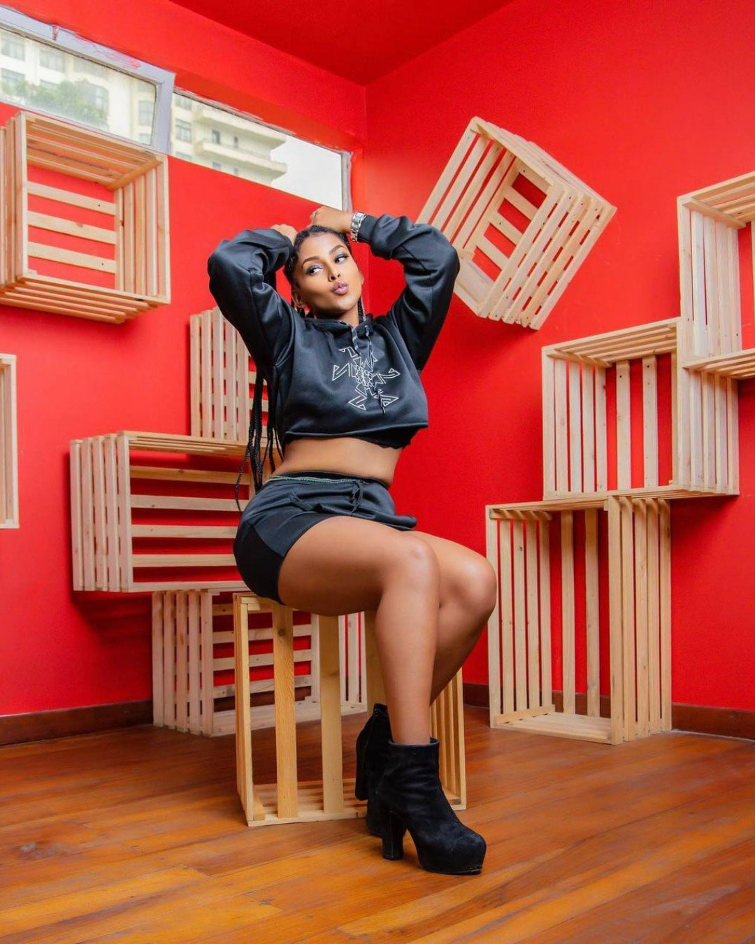 Crop hoodie (Hagere mandala grpahics) and mini- skirt - Image 2